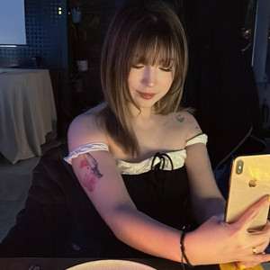 亚洲精品成人AV观看
